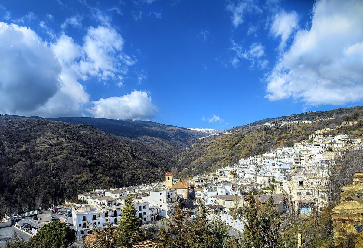 Pampaneira y Sierra Nevada