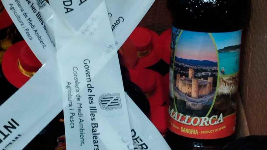 Intervienen en Son Sant Joan un lote de sangría que se vendía como mallorquina sin serlo