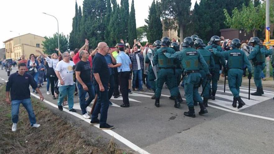 La Tallada es querella per les càrregues policials de l&#039;1-O