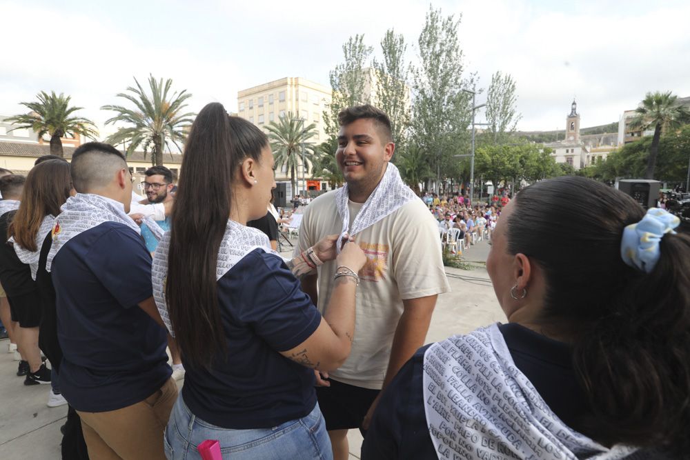 Pregón y puesta del pañuelo oficial de las fiestas de Sagunt