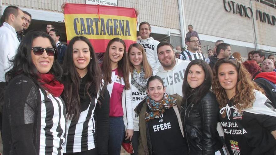 La afición del FC Cartagena se queda en casa