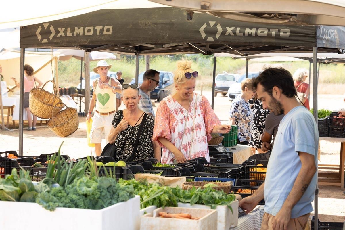 Las imágenes del mercado de sa cooperativa de Sant Antoni