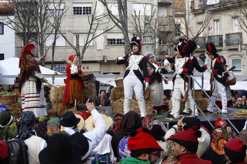 El casco vello acoge la recreación de la gesta histórica ocurrida en 1809 ante un valeroso público que desafió a la persistente lluvia y el viento