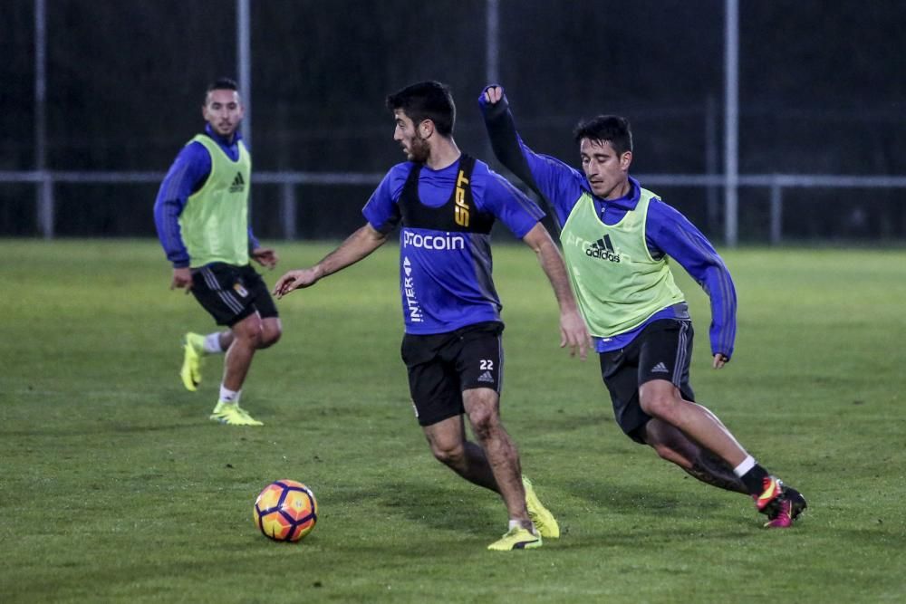 Entrenamiento a puerta abierta del Real Oviedo; día 2 de enero