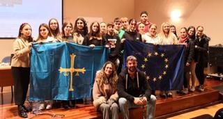 Los alumnos del IES Valle de Aller se ganan ser eurodiputados por un día