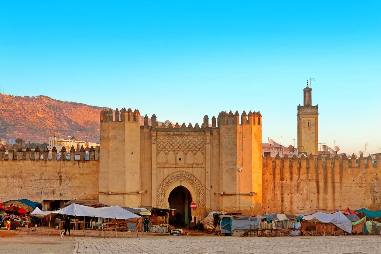Puerta a la antigua medina de Fez