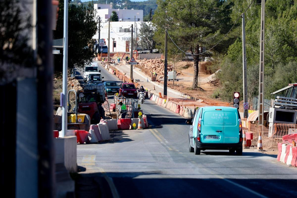 Obras del nuevo acceso a Siesta y el barrio de Can Ramon.