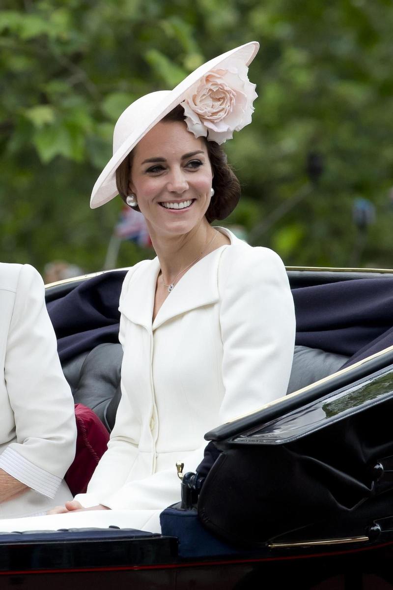 El look de Kate Middelton durante el Trooping the Colour