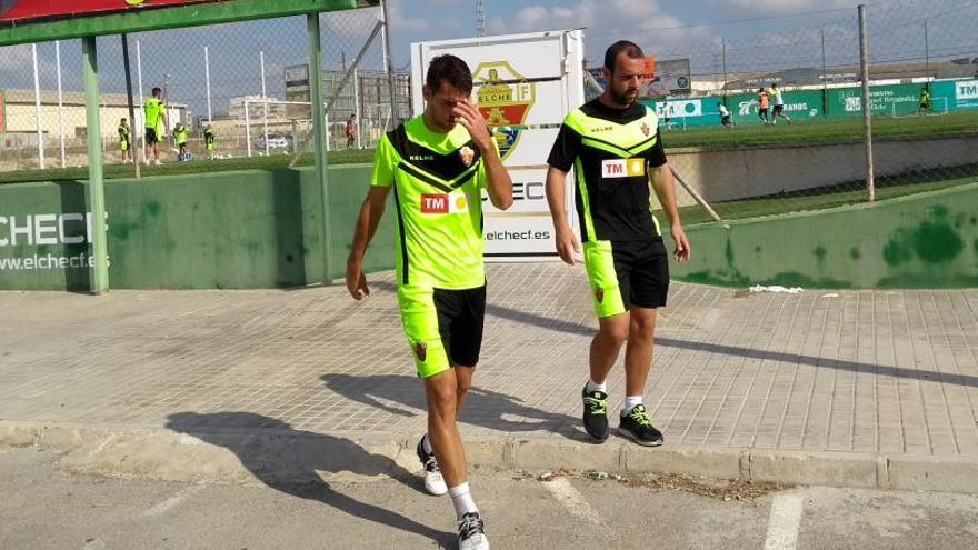 Manuel Sánchez abandona el entrenamiento lesionado