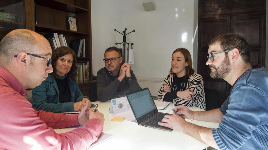 Balaguer y Gimeno, con los representantes de las Mancomunitats de la Vall d&#039;Albaida y la Safor