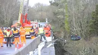 Accidente mortal en Pontevedra | "Vimos al conductor tras el parabrisas. No podía salir"