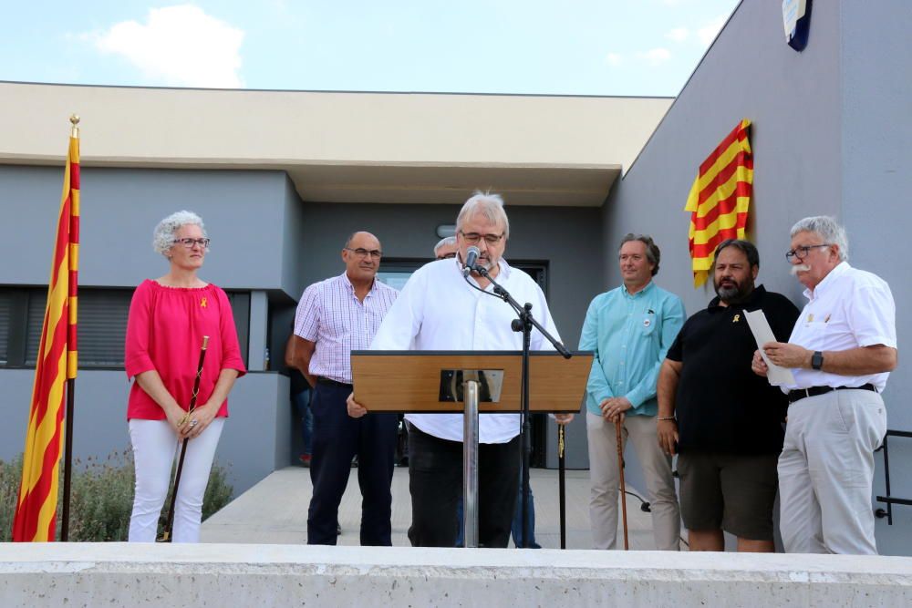 Garrigàs reuneix centenars de persones per commemorar l1-O.