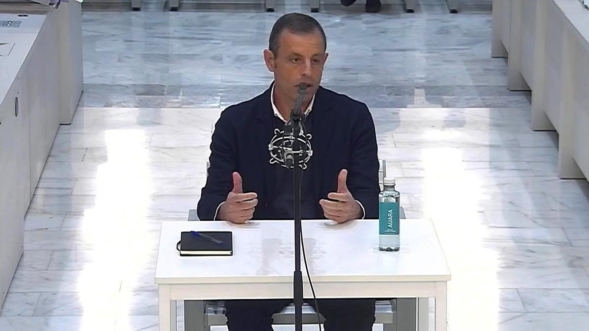 Sandro Rosell sale de la cárcel a la espera de sentencia.