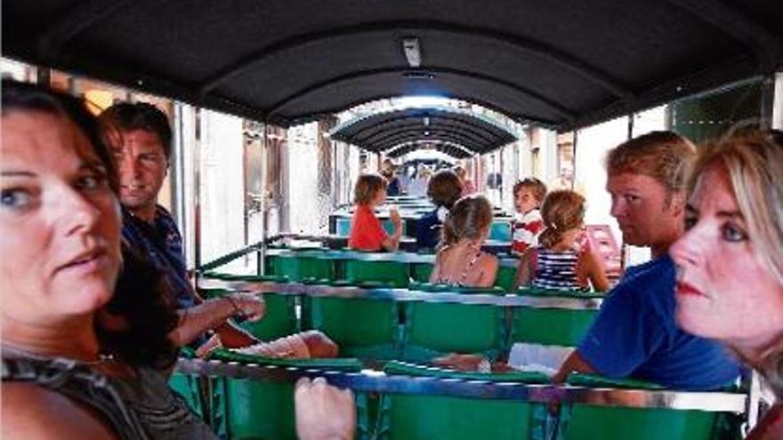 La concessió del trenet turístic passarà de reportar anualment 2.000 euros, a 70.000.