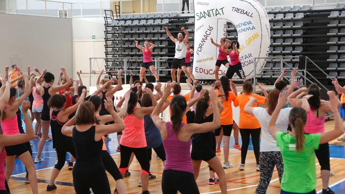 Jornada de zumba solidario de Cornellà