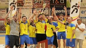 Lequip de fútbol sala de lONCE fa història