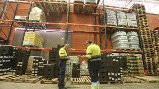 ¿Cuántos alicantinos se quedan sin la ayuda para comer que recibían?