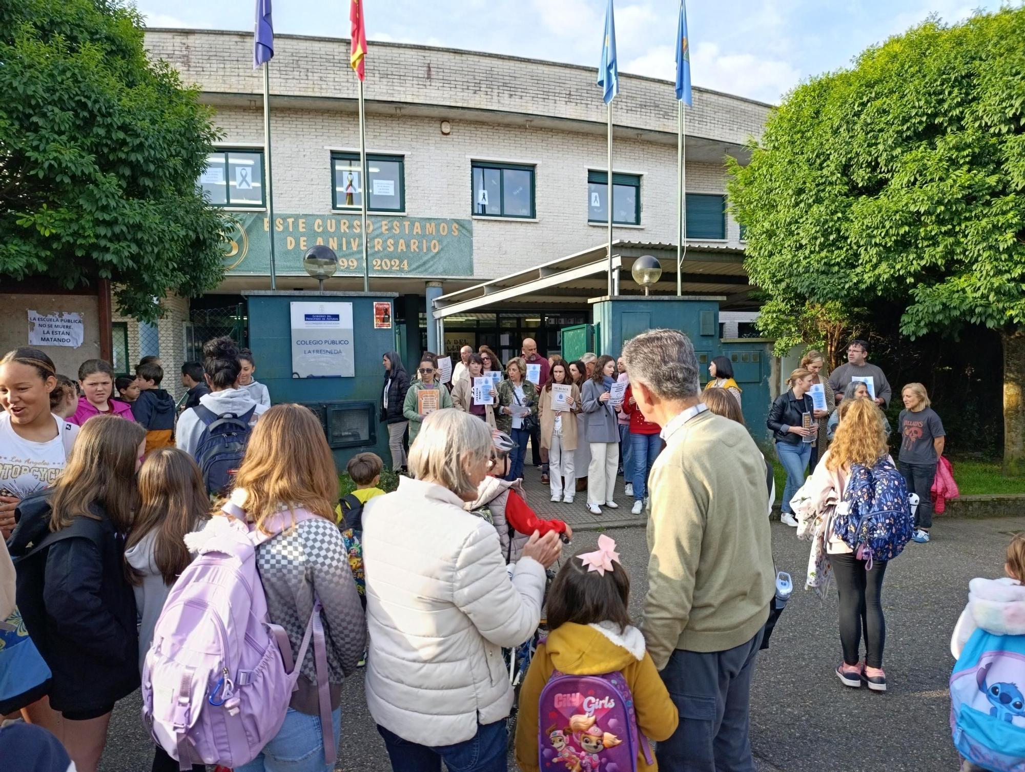 El colegio de La Fresneda se moviliza por la educación pública de calidad