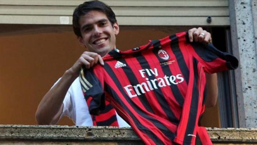 Kaká: "Estoy muy contento de volver"