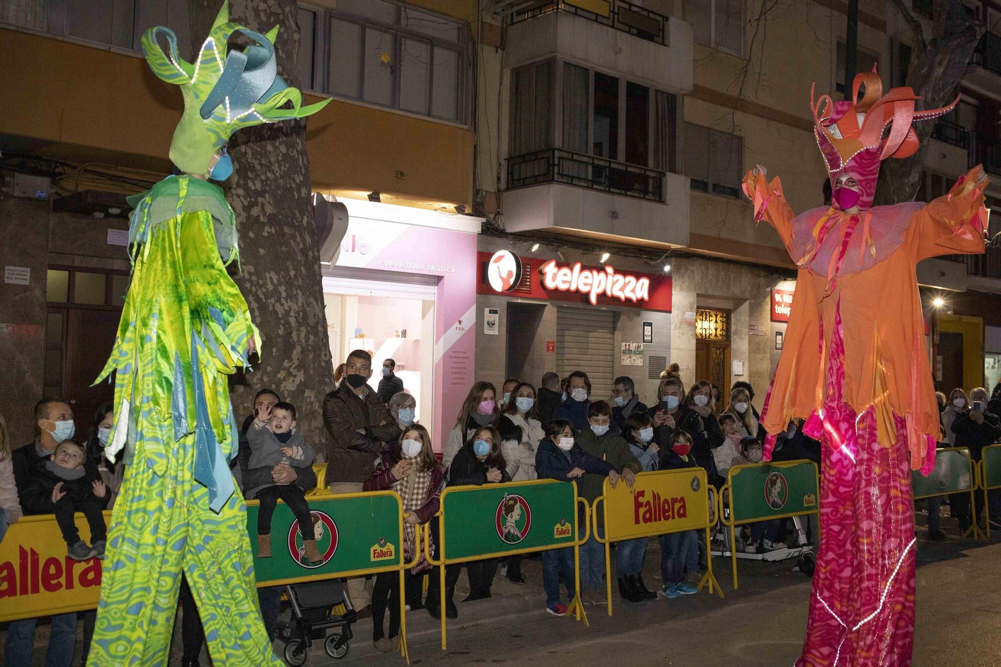 Los Reyes Magos recorren de nuevo las calles de Xàtiva