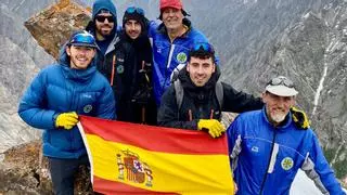 De Jaca al cielo: militares españoles conquistan una cima virgen de 5.010 metros