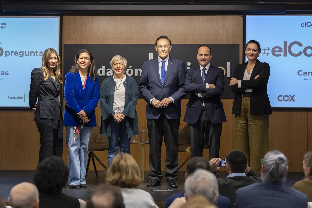 Fotogalería | #ElCorreoPregunta con Carmen Vargas