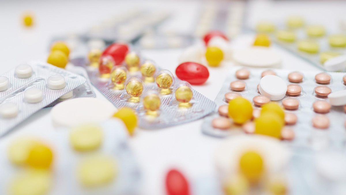 Cambiar de antidepresivo o añadir una psicoterapia es más eficaz que aumentar la dosis, según un estudio