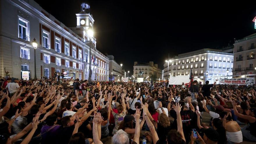 Varias entidades de Aragón firman un manifiesto para exigir en Aragón medidas contra la "emergencia habitacional", para "que el sufrimiento de tantas Maricarmen no sea en vano"