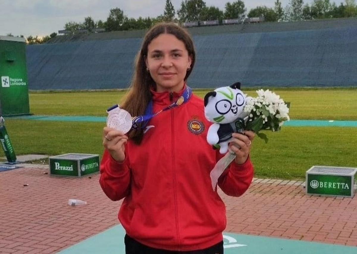 Noelia Pontes, con la medalla de bronce conquistada.