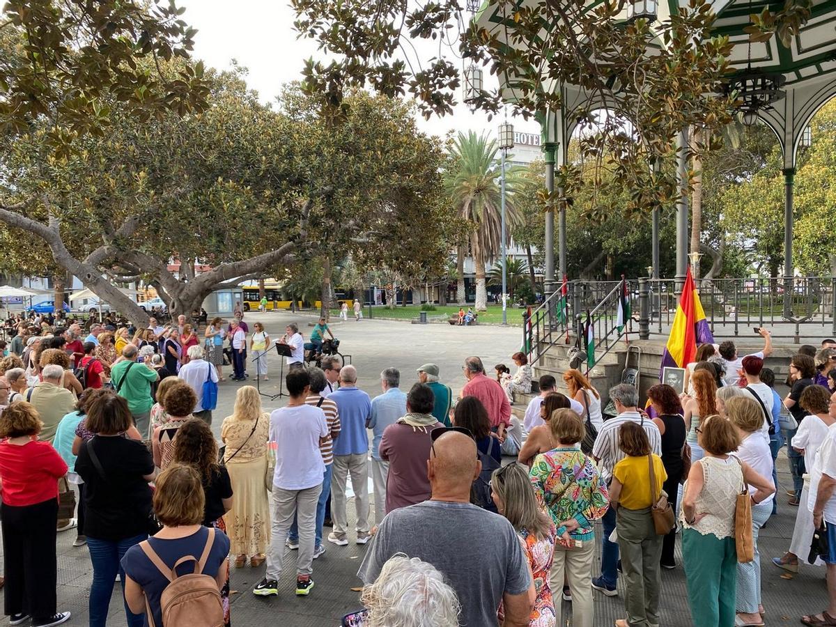 Homenaje a Federico García Lorca en el Parque San Telmo
