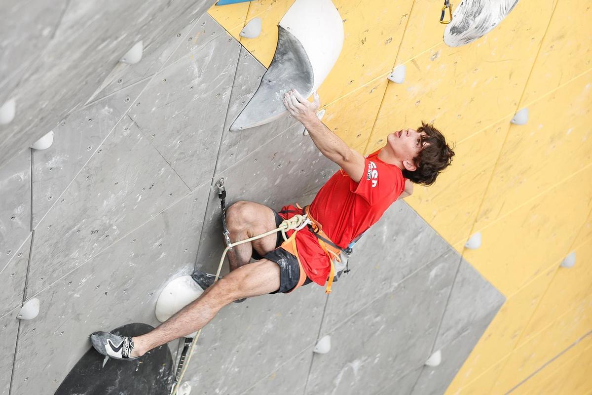 Guillermo Peinado lidera la representación española en categoría masculina de Búlder