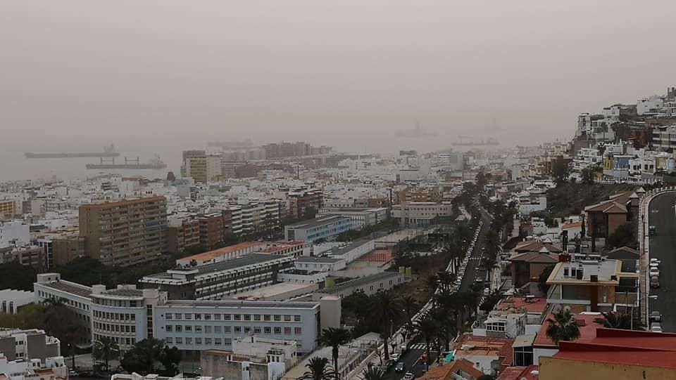 Calima en Gran Canaria y Tenerife (28/03/18)