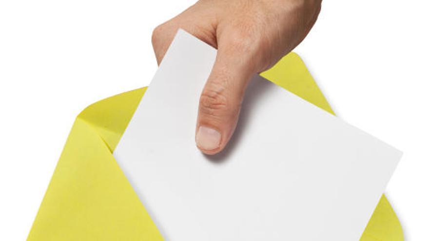 Instrucciones y fechas para el voto por correo en España.