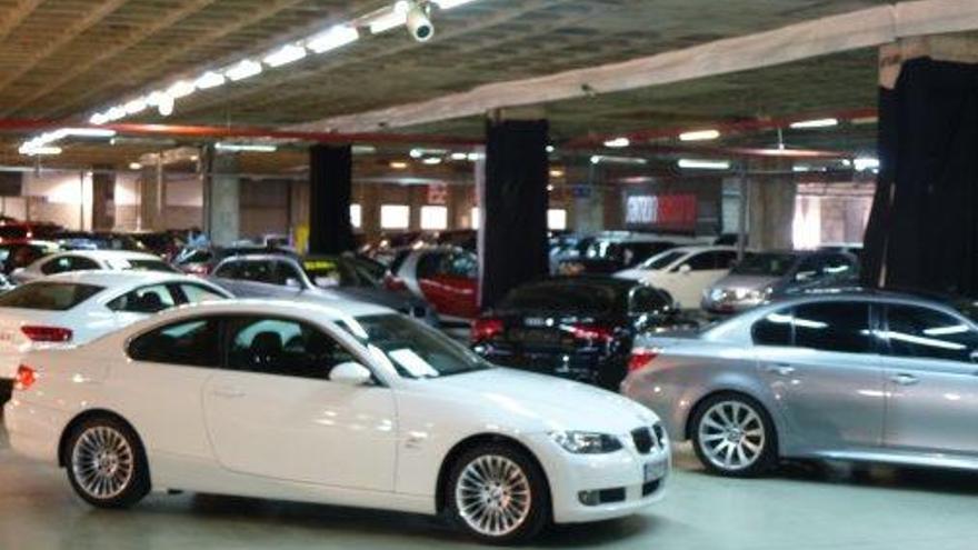 Imatge de l&#039;exposició de vehicles de segona mà que es feia fins ara