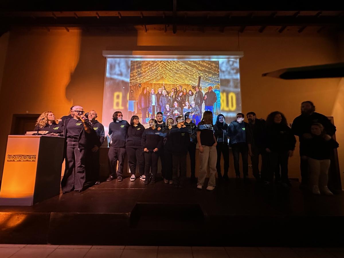 EN IMÁGENES: La presentación del documental que habla desde lo íntimo del Festival Unirock de Puerto de Vega EN IMÁGENES: La presentación del documental que habla desde lo íntimo del Festival Unirock de Puerto de Vega