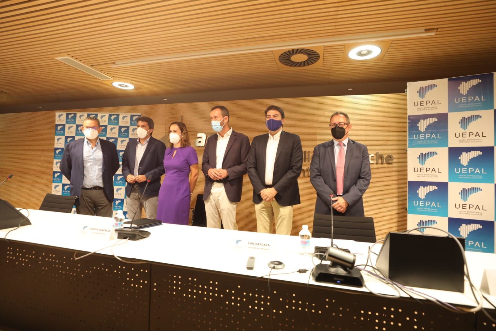 Patronal y alcaldes piden diálogo e infraestructuras para fortalecer el eje Alicante-Elche