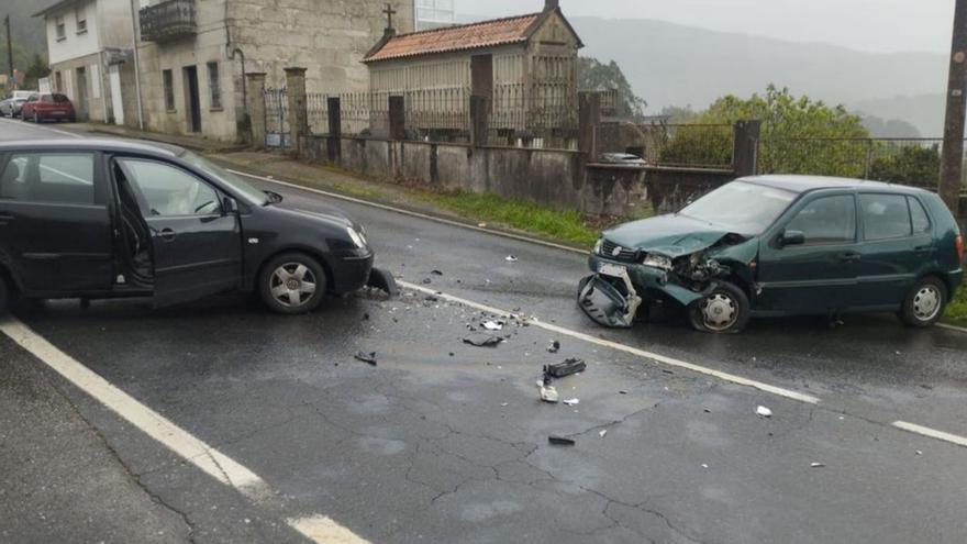 Moaña registra dos accidentes de tráfico con heridos en un intervalo de cinco minutos