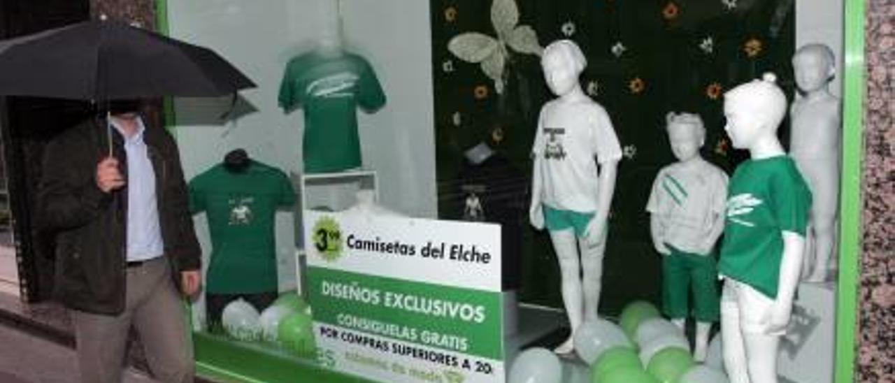 Muchos comercios particulares lanzaron promociones.