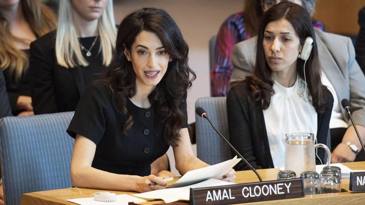 Amal Clooney con la premio Nobel Nadia Murad, en la ONU.