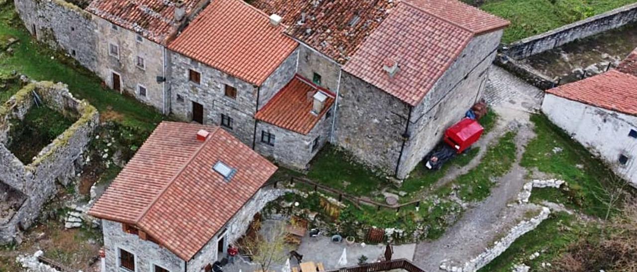 Panorámica del barrio de arriba de Bulnes.