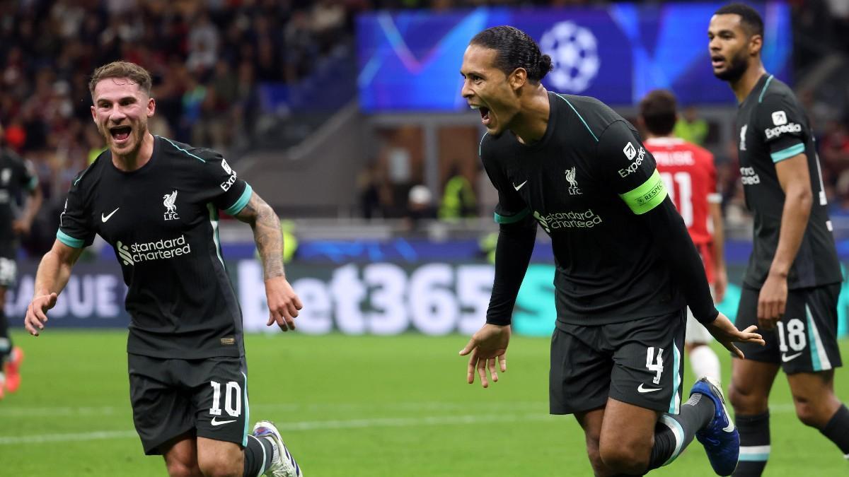 Los jugadores del Liverpool celebran uno de los goles ante el Milan en la primera jornada de la Champions League