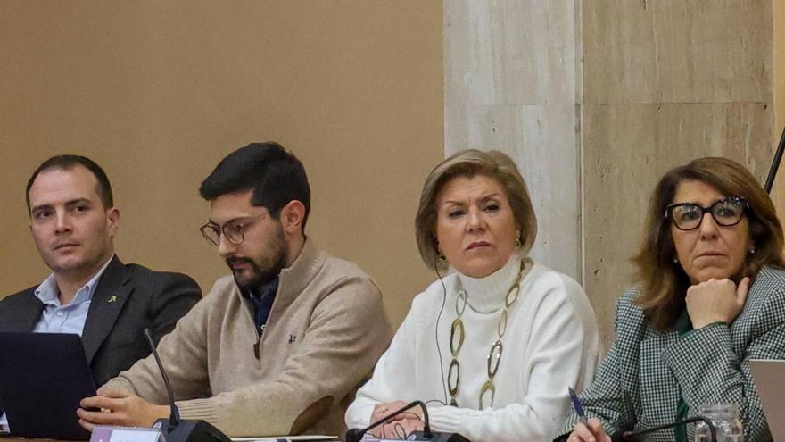 El PP carga contra Ravella por ocultarle los documentos del PXOM