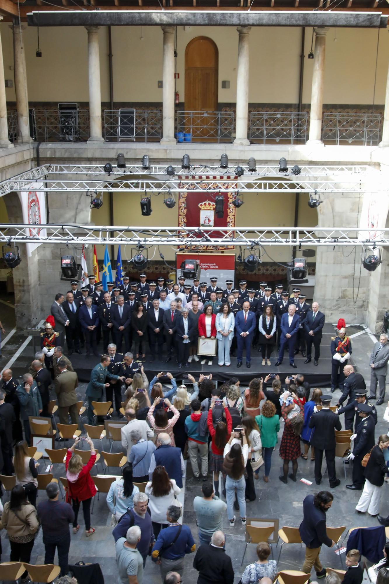 EN IMÁGENES: Así fue la fiesta de la Policía Local de Gijón