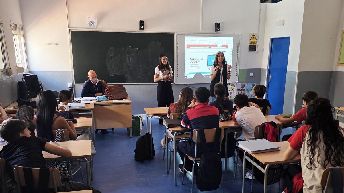 El programa 'Stay Healthy' acerca la importancia del cuidado de la salud mental en el Colegio Rosario Moreno