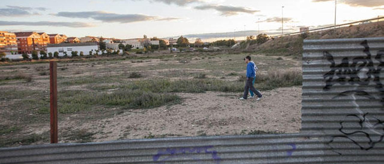 Imagen de uno de los terrenos por los que el Ayuntamiento tuvo que abonar una expropiación millonaria durante el anterior mandato/Foto Tony Sevilla