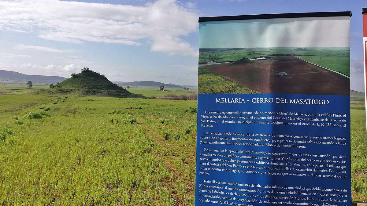 Un cartel indica el área bajo la cual se encuentra la antigua ciudad romana de Mellaria.