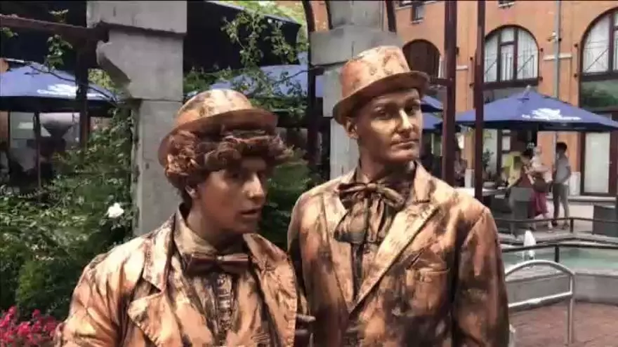Festival d'estatues humanes a Bèlgica