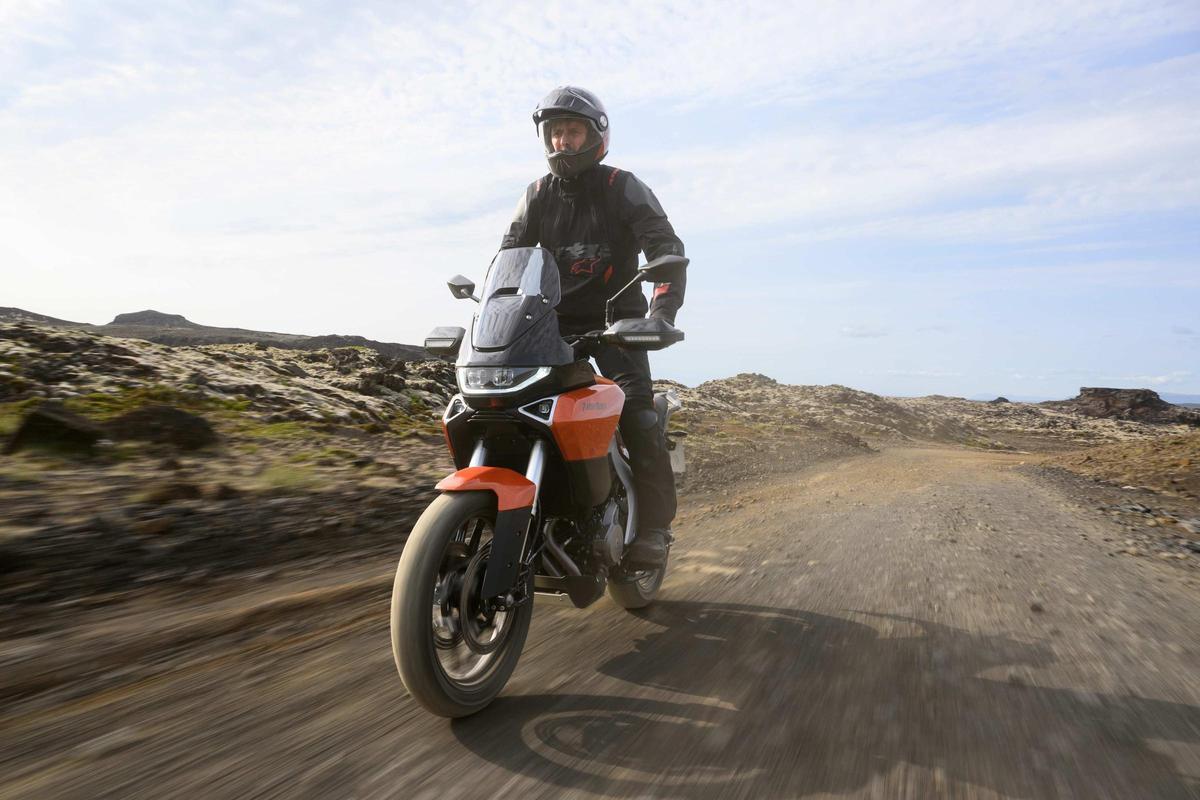Norton entra en la batalla de las trail medias