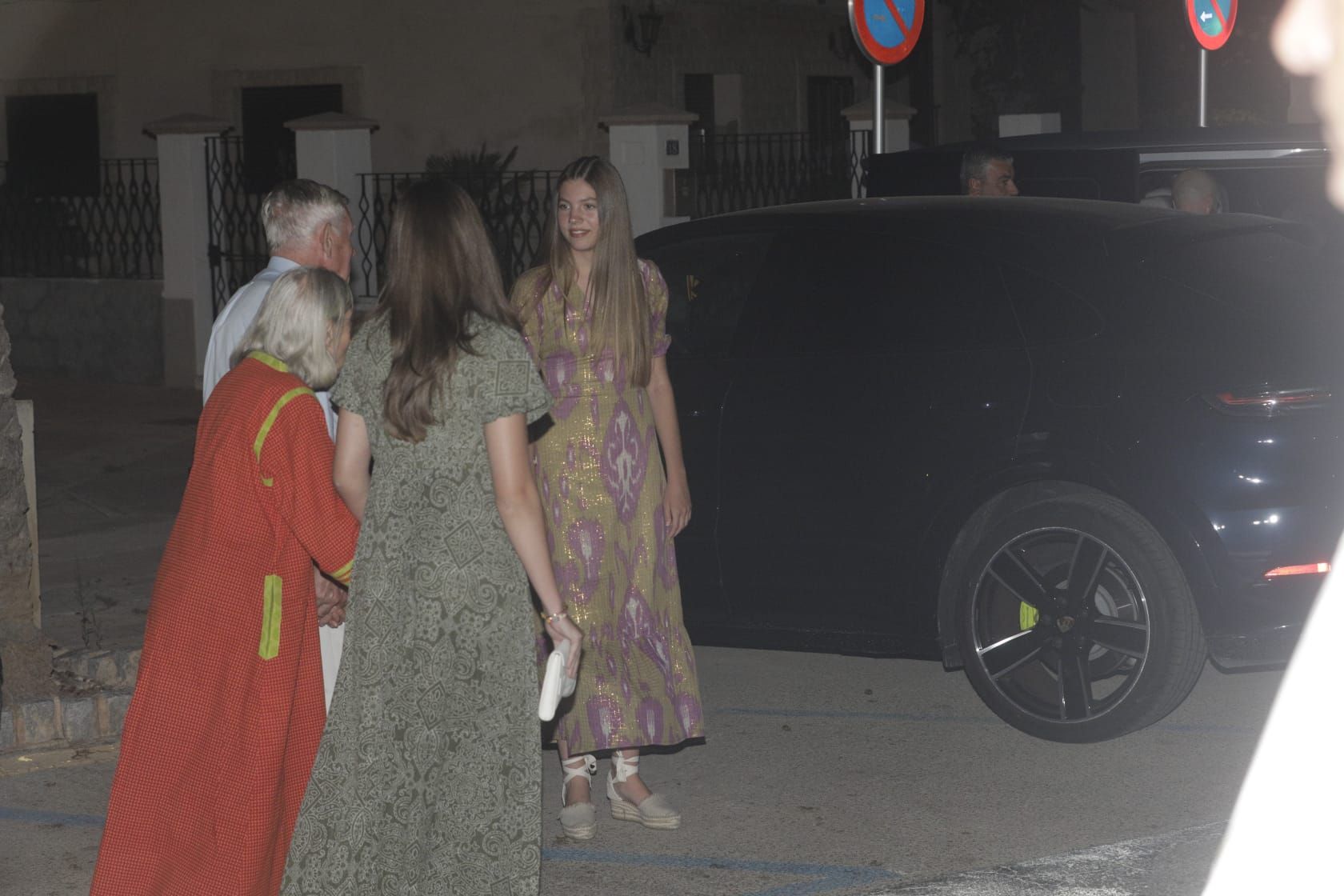 FOTOS | La Familia Real salieron a cenar al restaurante Mia, situado en el Portitxol.