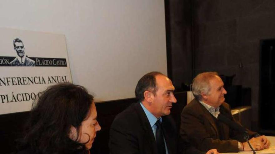 Una conferencia en Pontevedra de la Fundación Plácido Castro.// G. S.